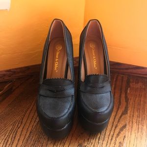 Menswear inspired wedge heel